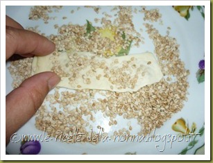 Salatini di pastasfoglia con semi di sesamo (3)