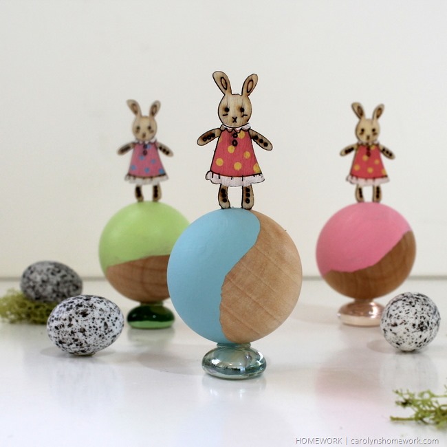 Easter Bunny Kid's Table Decor via homework | carolynshomework.com