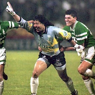[ren%25C3%25A9%2520higuita%2520golazo%2520de%2520tiro%2520libre%255B4%255D.jpg]