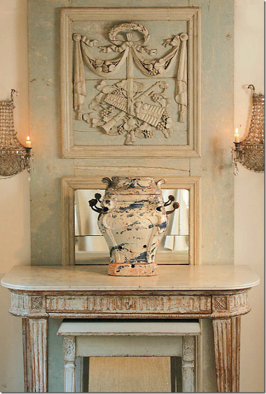 An ad for Antique Shops and Designers - Jane Moore