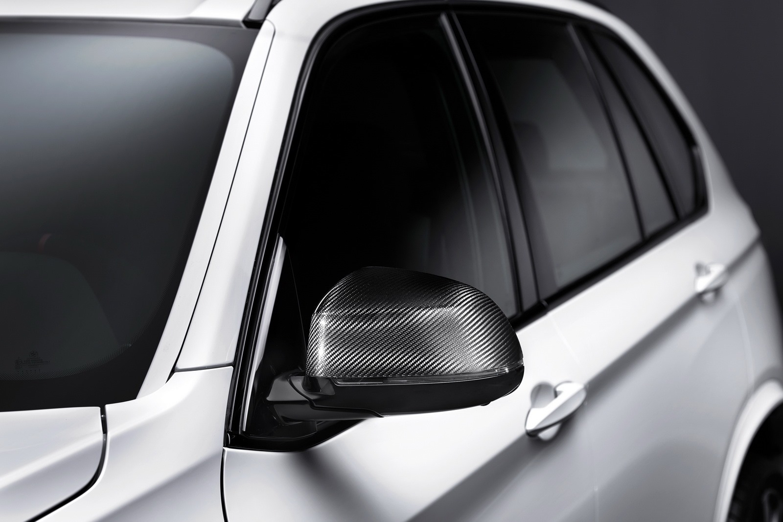 [BMW-X5-6%255B2%255D.jpg]