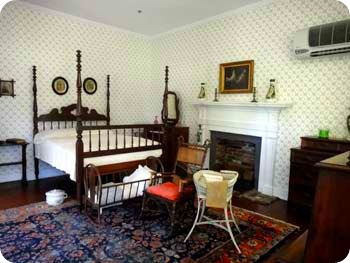6-helen-bedroom