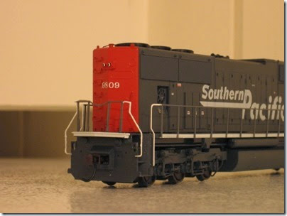 IMG_0730 Athearn Genesis SD70M Southern Pacific #9809