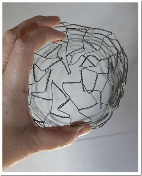 chicken wire light tutorial