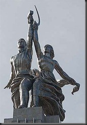 communist-statue