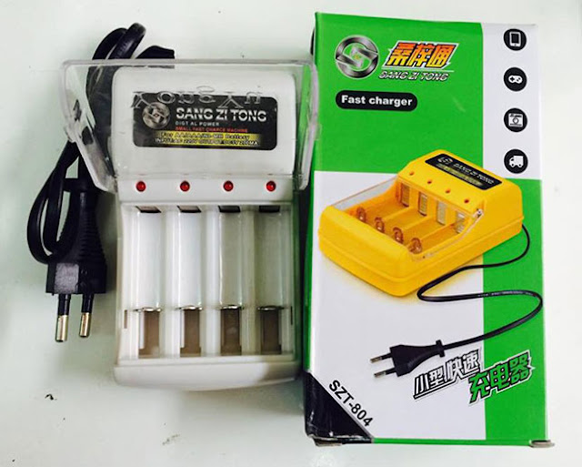 Sạc 4 viên pin pin AA và AAA