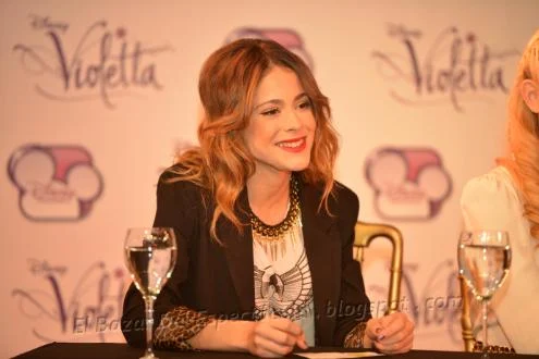 Martina Stoessel.png