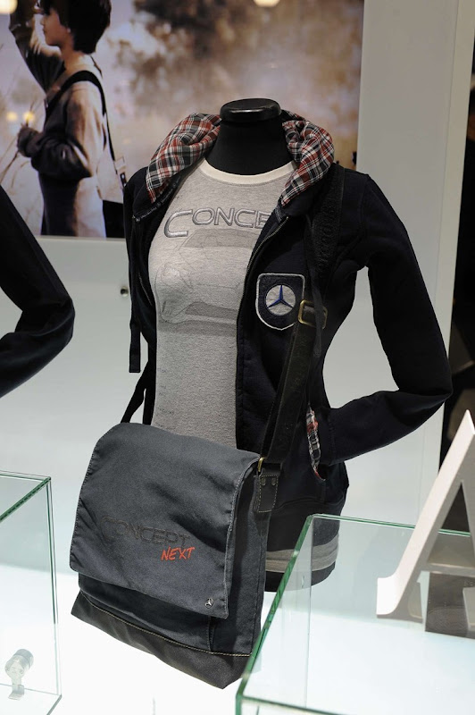 Classe_A-Vogue_Fashion_Night_Out_(23)