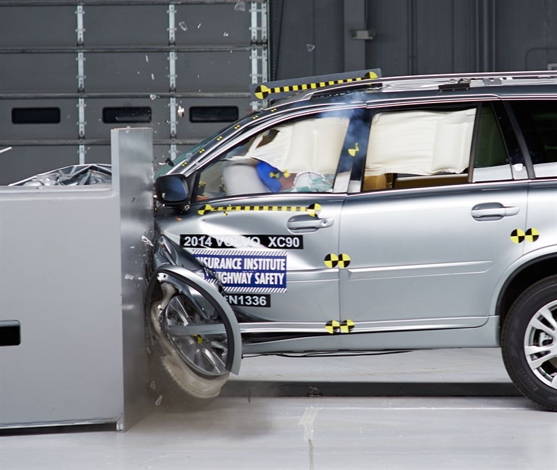[iihs-new-batch-4%255B2%255D.jpg]
