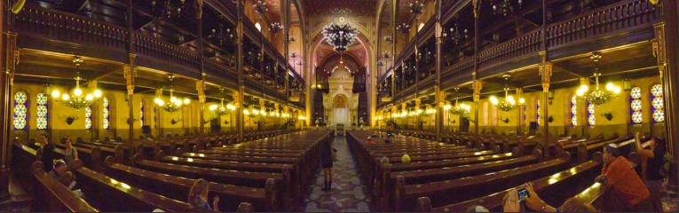 [Dohany-Synagogue4.jpg]