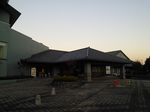 松井田町文化会館