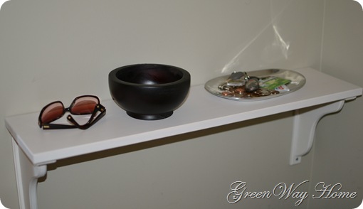 Mudroom shelf 025