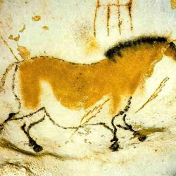 12 - Caballo con flecha clavada en la cueva de Lascaux (Francia)