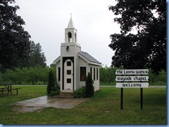 8589 Niagara Pkwy - Niagara-on-the-Lake  - The Living Water Wayside Chapel - World's Smallest Chapel