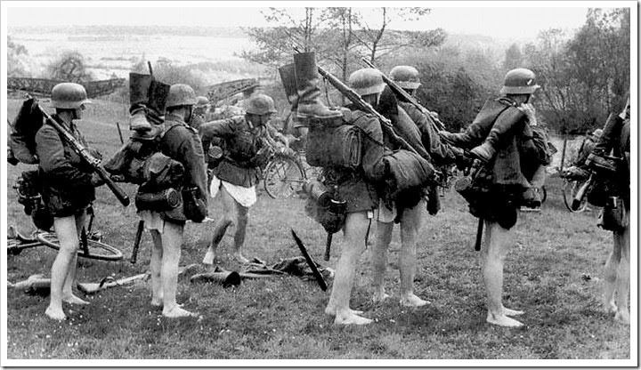 German-Soldiers-preparing-for-a-river-crossing German-Soldiers-preparing-for-a-river-crossing