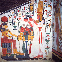 12.- Tumba de Nefertari