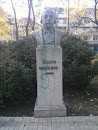 Monument to Dobri Chintulov