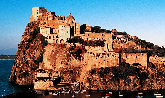 [02-Aragonese-Castle%255B6%255D.jpg]