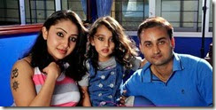 nithya_das_family_photos