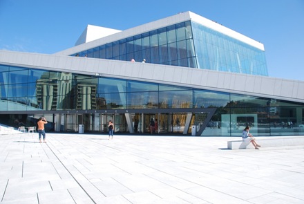edificio-opera-High-Tech edificio-opera-High-Tech