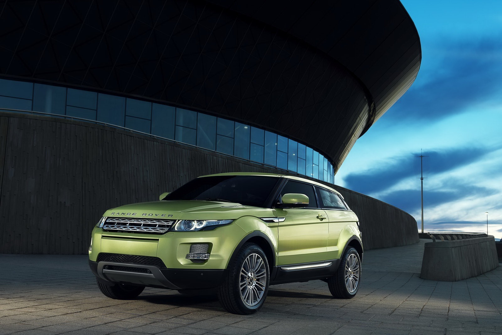 [RR-Evoque-2%255B2%255D.jpg]