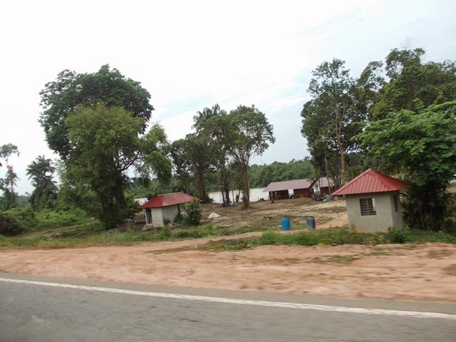 [DSCN27592.jpg]