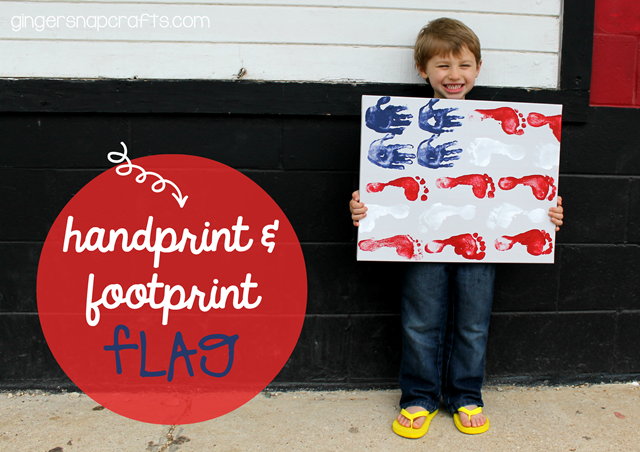 handprint & footprint flag #kidcraft #4thofJuly