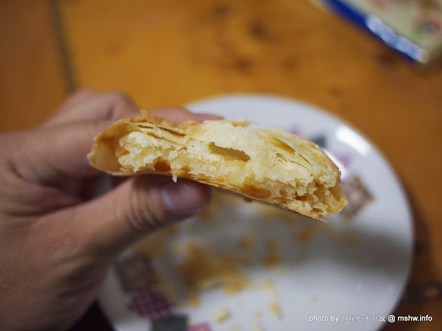 【食記】台中嘉味軒食品@西區捷運BRT茄苳腳 : 太陽花加持,行政院被偷吃的淇淇太陽餅,目前正夯! 下午茶 區域 台中市 台式 甜點 西區 輕食 飲食/食記/吃吃喝喝 麵食類 