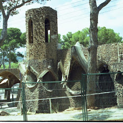 63.- Gaudí. Parque Güell (Iglesia)