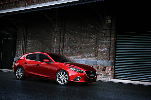 2014-Mazda3-13.jpg