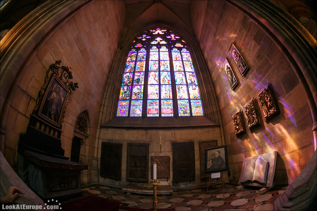 Прага. Собор Святого Вита. Витражи