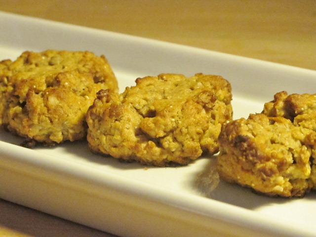 healthy peanut butter oatmeal coconut cookies