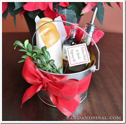 Garlic and Herb Dipping Oil Hostess Gift Pail 