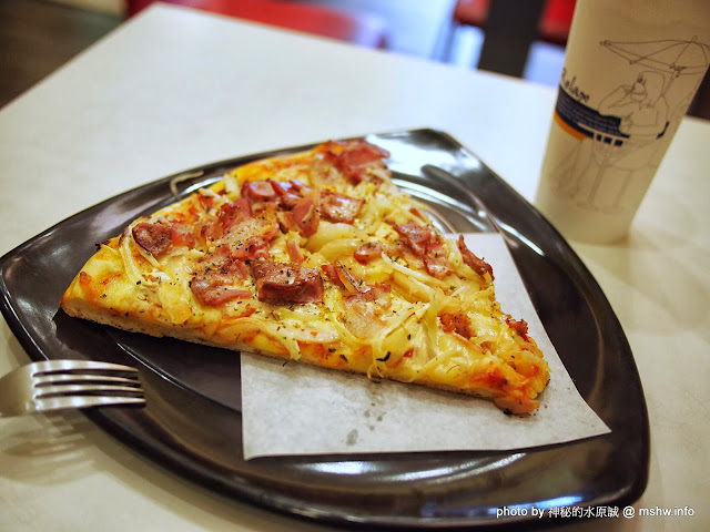 【食記】台中西區-布宜諾披薩-Pizza Buena : 味道與份量尚可~不過還是去另一間吃好了@@ - 哪裡好吃哪裡去:美食避 ...