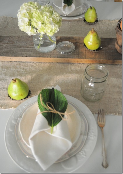 pear place setting