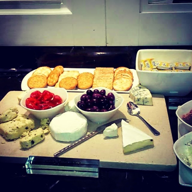 Breakfast at the Mansions Winchester Mansions