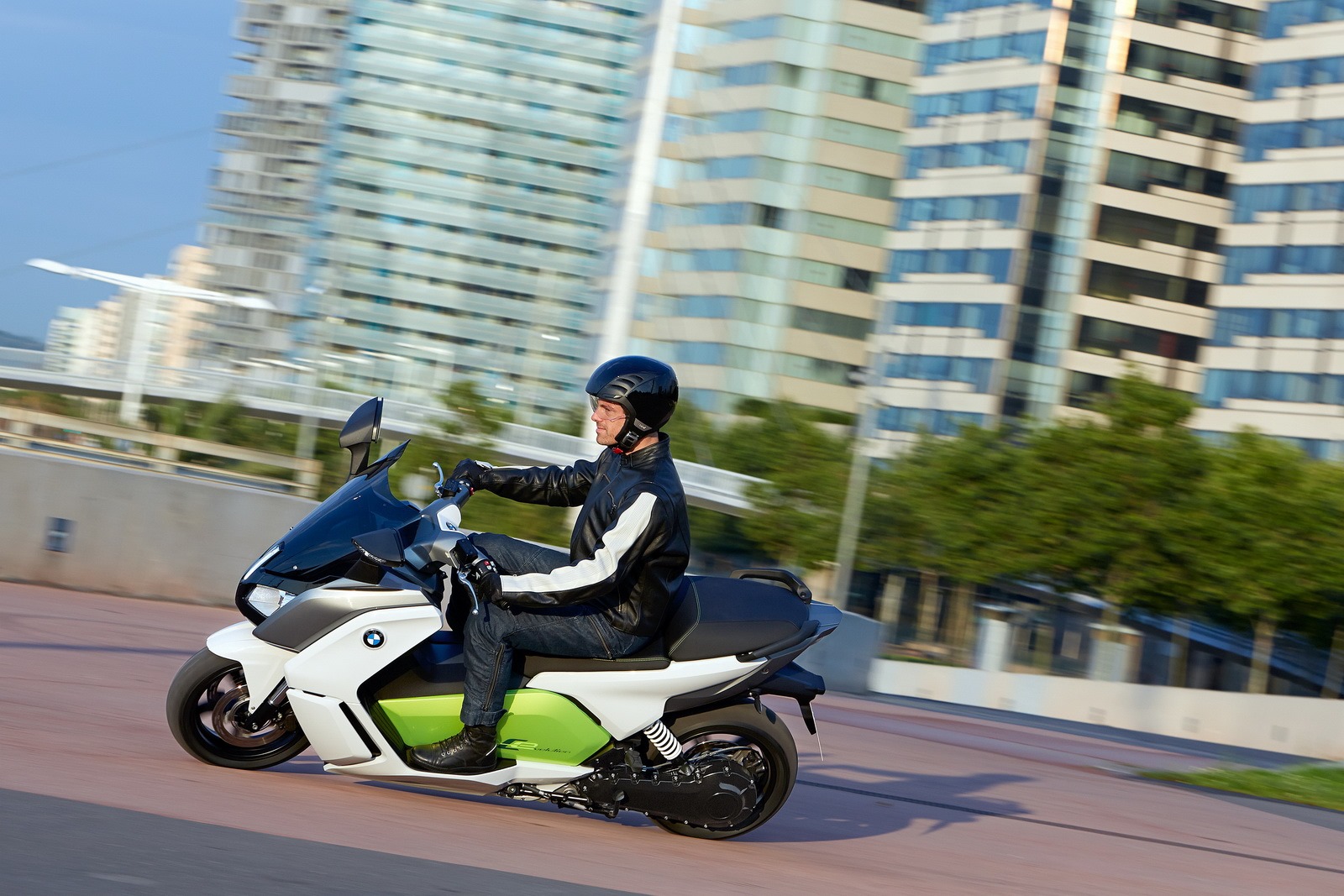 [BMW-Electric-Scooter-5%255B2%255D.jpg]