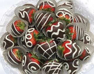 [chocolate-dipped-strawberries%255B6%255D.jpg]