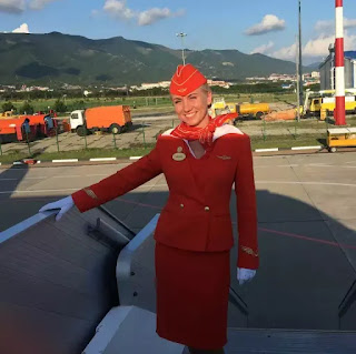 Nữ chiêu đãi viên người Nga Tatyana Kasatkina, 34 tuổi của chuyến bay Sukhoi SSJ100 định mệnh. Nữ chiêu đãi viên người Nga Tatyana Kasatkina, 34 tuổi của chuyến bay Sukhoi SSJ100 định mệnh.
