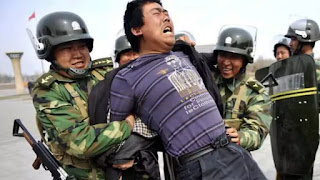 Nghĩ về xâm lược Nghĩ về xâm lược