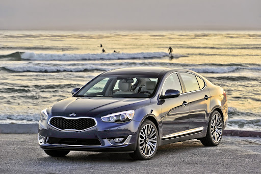 2015-Kia-Cadenza-15.jpg