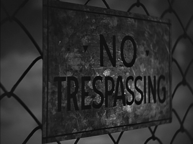 [Citizen-Kane-No-Trespassing2.jpg]