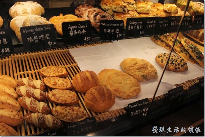 溫德餐館也有多種麵包的販售。