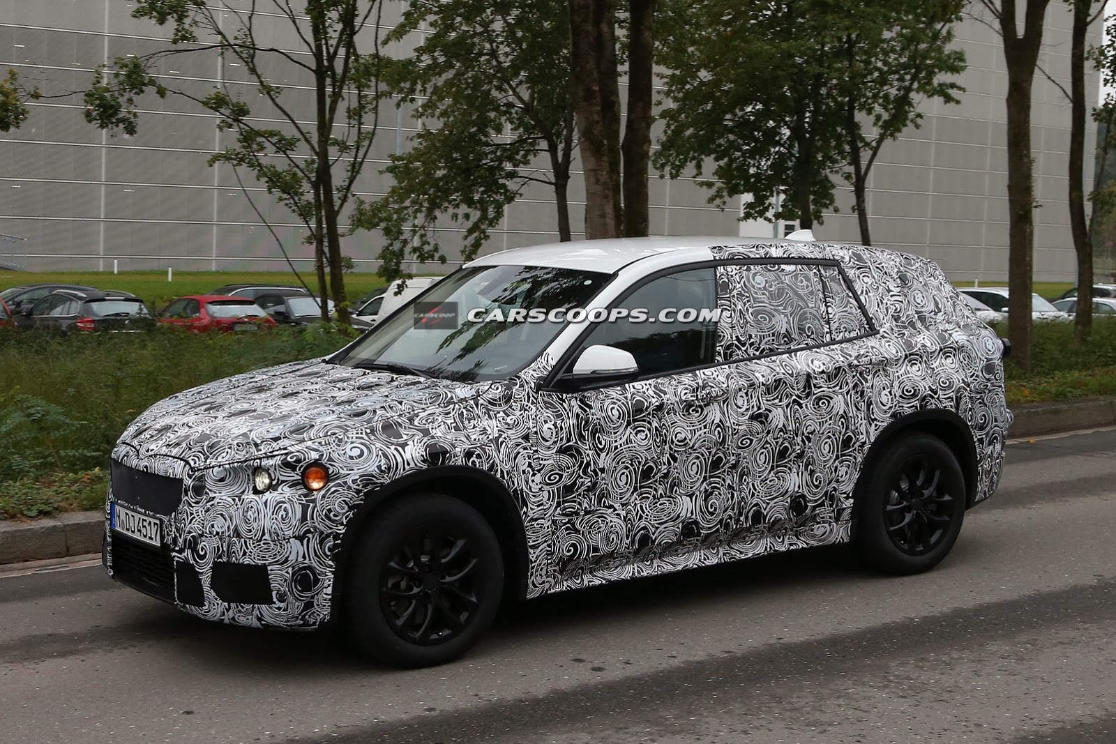 [2016-BMW-X1-B3%255B3%255D.jpg]