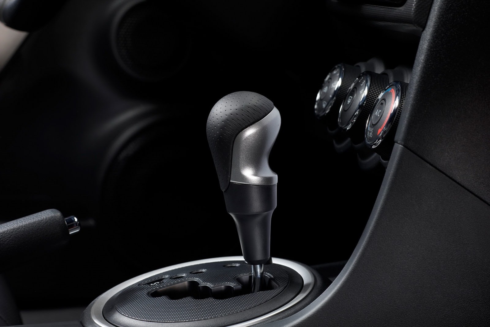 [Scion-tC-Monogram-Series9%255B2%255D.jpg]
