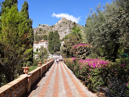 14. Parcul din Taormina.JPG