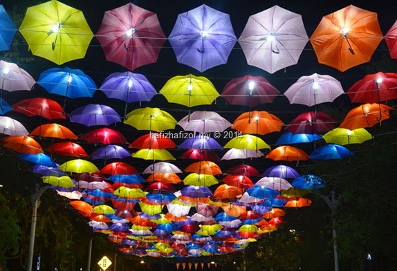 Pemandangan Waktu Malam di Floria Putrajaya 2014