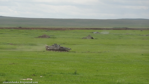 Фотографии военных учений на полигоне "Цугол"