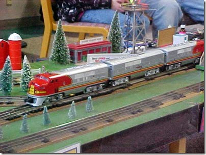 MVC-486S Lionel Railroad Club of Milwaukee at TrainTime 2000