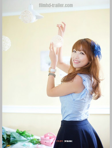 Lee Eun Hye in Blue